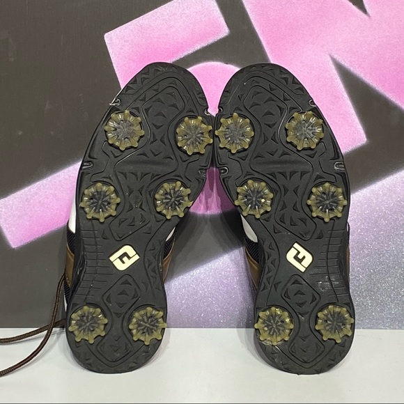 FootJoy Kids Classic Brown and White Golf Shoes - Picture 7 of 9